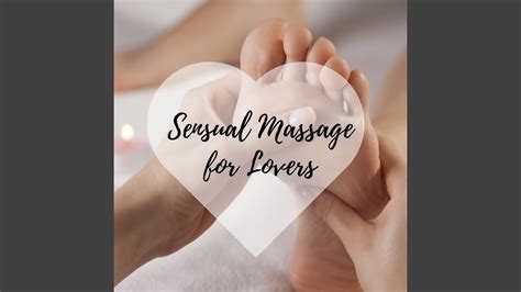 Intimate massage Escort Cee